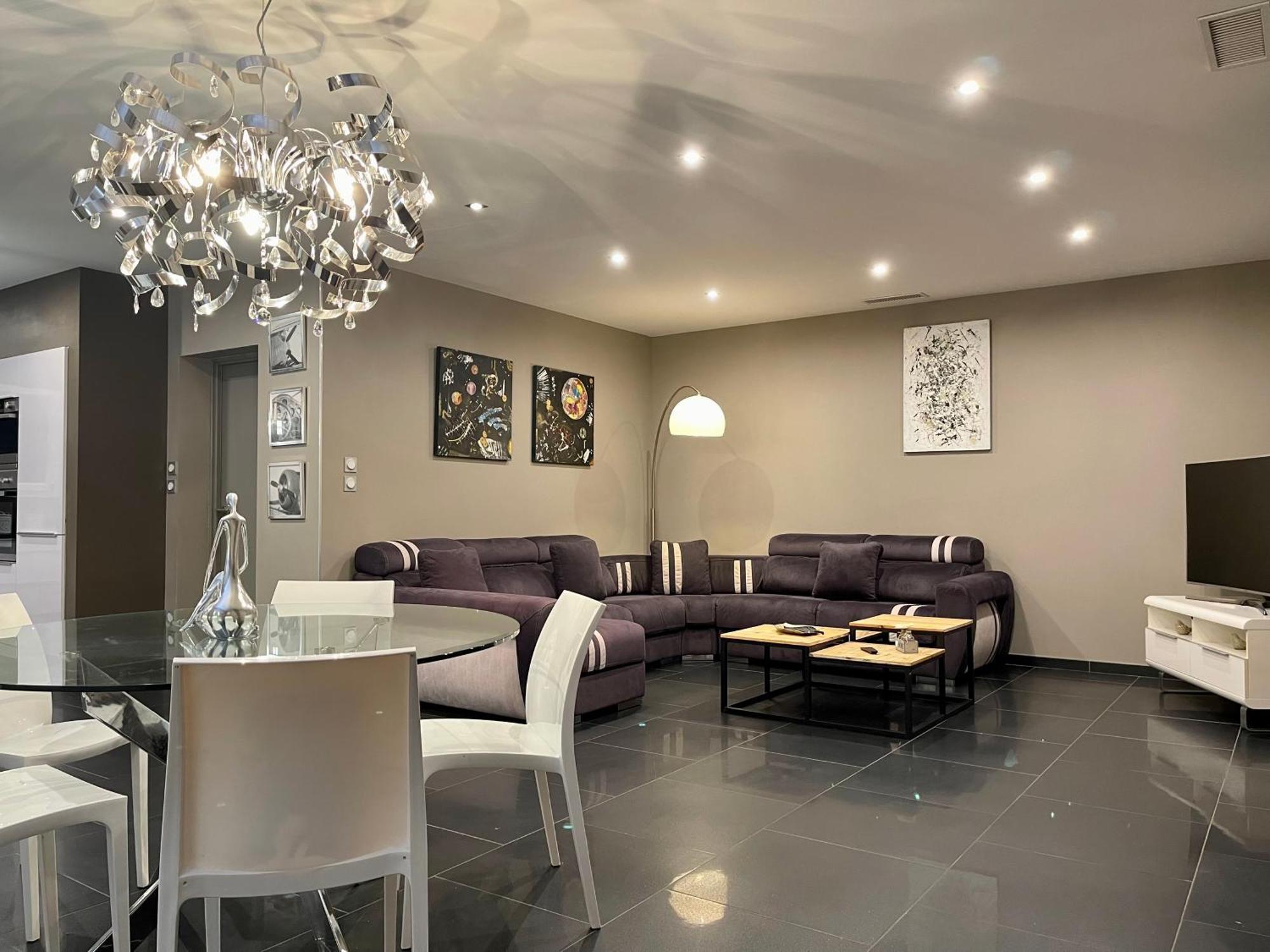 L'Oliveras Pezens Экстерьер фото
