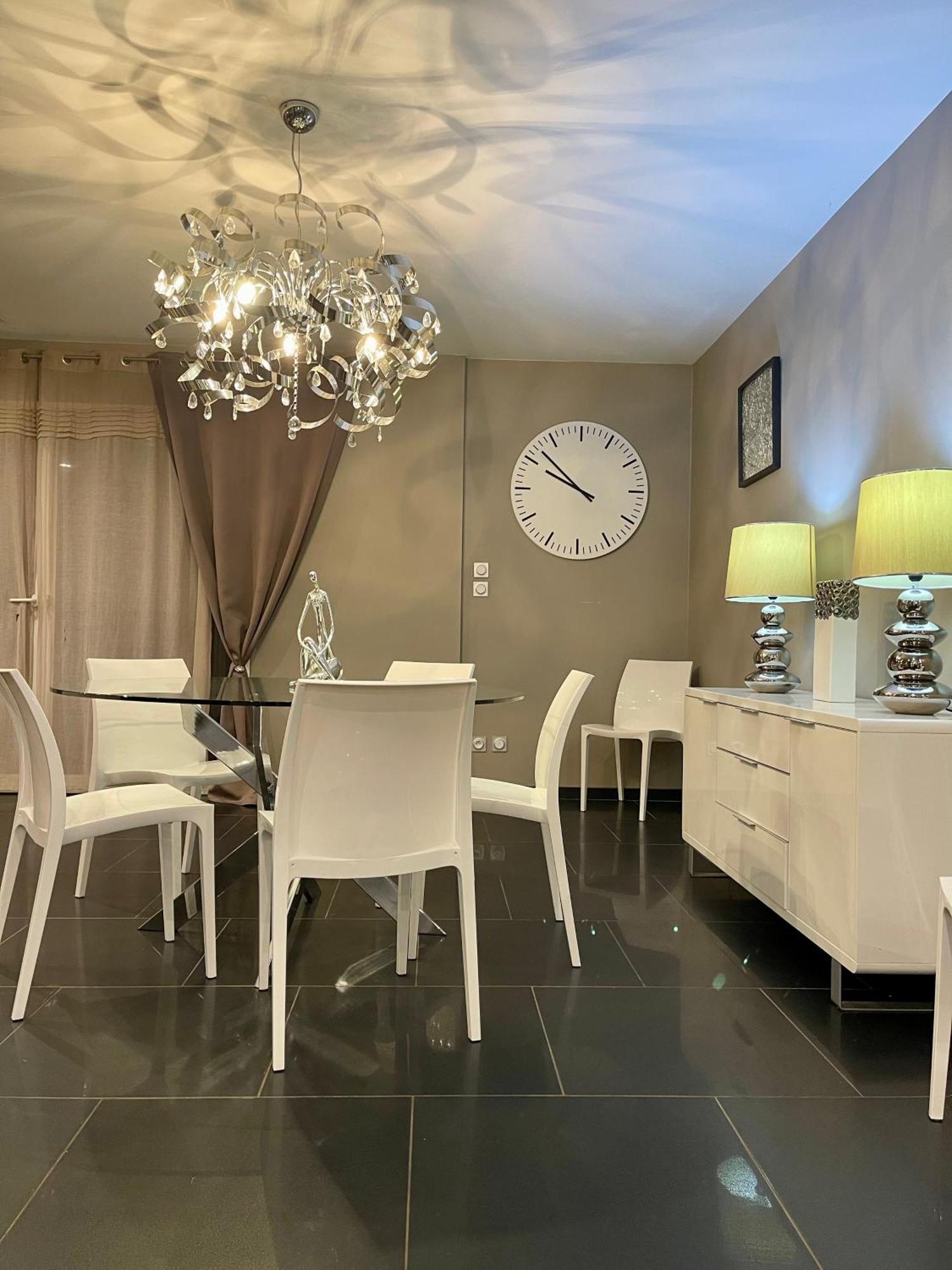 L'Oliveras Pezens Экстерьер фото