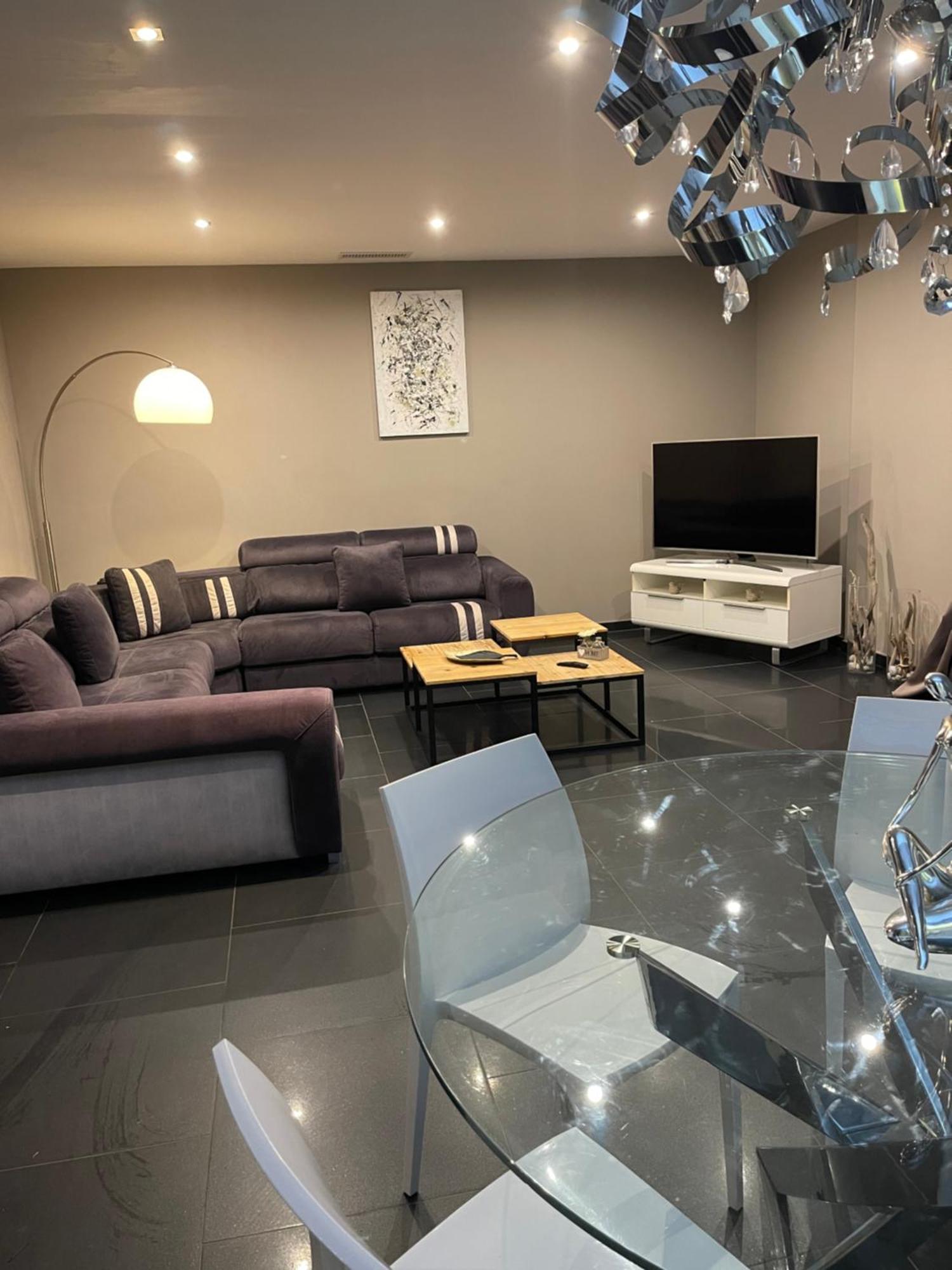 L'Oliveras Pezens Экстерьер фото